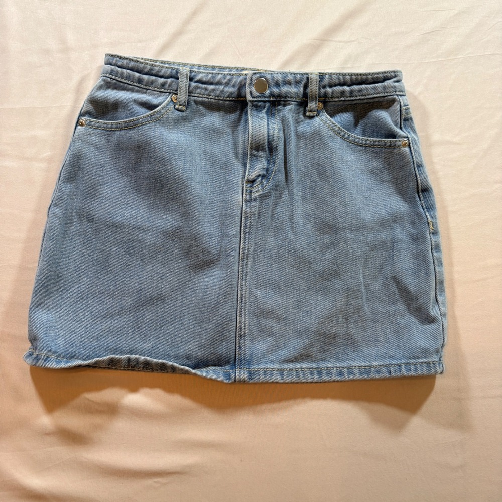 Forever 21 Denim Mini Skirt Girls Size 13/14 Light Wash Blue Casual Everyday